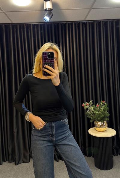 GENİŞ YAKA BODY SİYAH