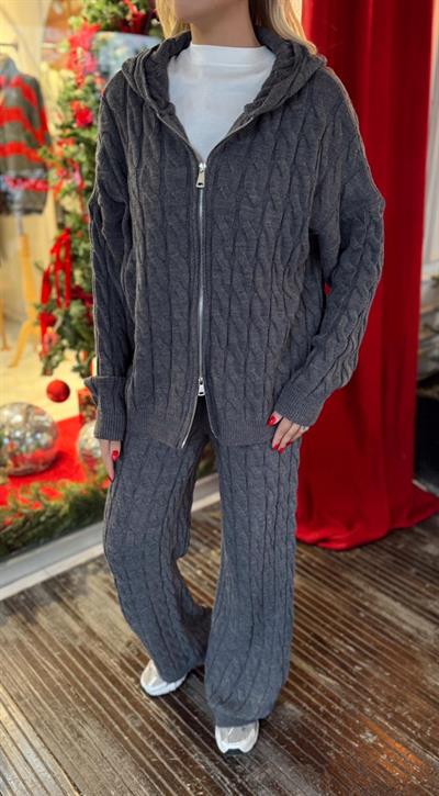 GRİ ÇİFT FERMUARLI KAPÜŞONLU SAÇ ÖRGÜ TRİKO TAKIM
