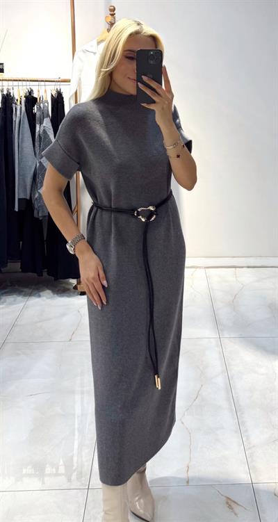 GRİ KEMER DETAYLI TRİKO ELBİSE