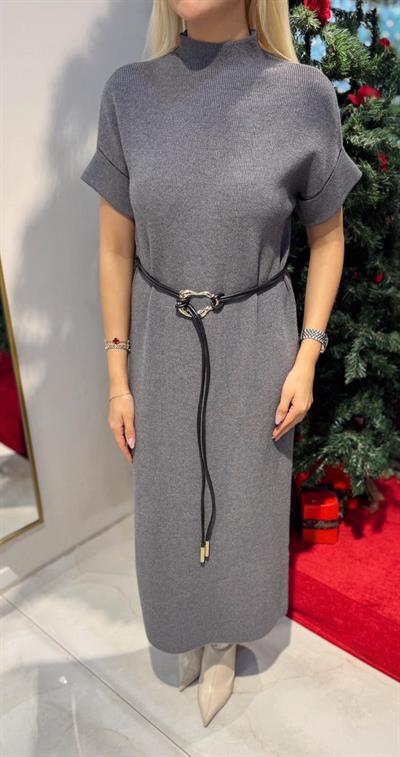 GRİ KEMER DETAYLI TRİKO ELBİSE