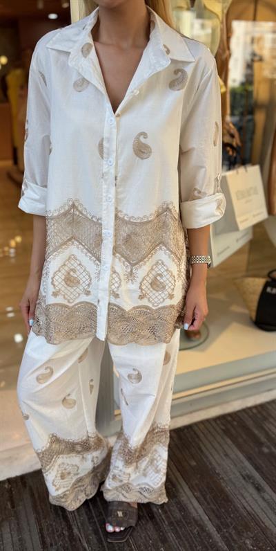 GÜPÜR VE NAKIŞ DETAYLI GÖMLEK PANTOLON TAKIM BEYAZ
