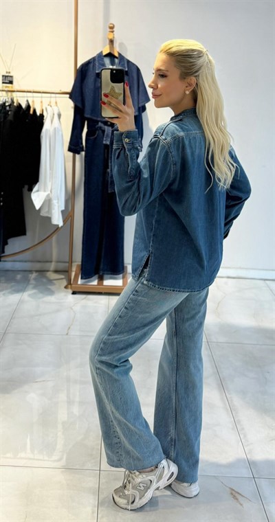 HAKİM YAKA APOLETLİ DENİM GÖMLEK