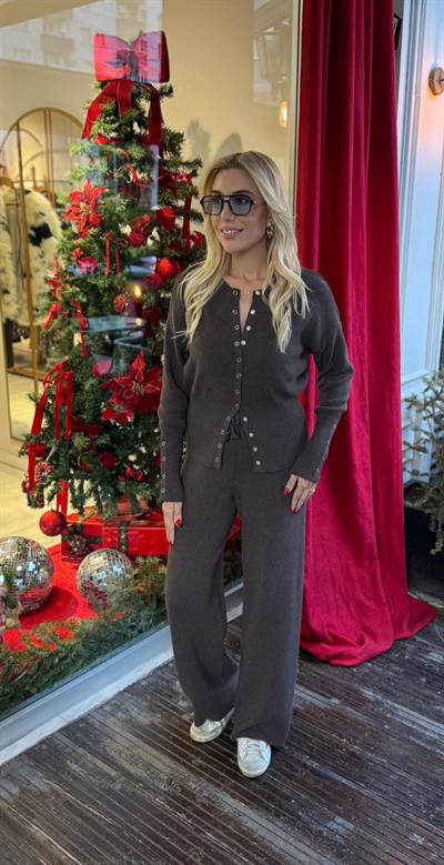 KAHVE ÇITÇIT DETAYLI ÇELİK TRİKO TAKIM