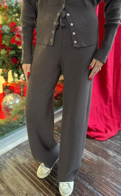 KAHVE ÇITÇIT DETAYLI ÇELİK TRİKO TAKIM