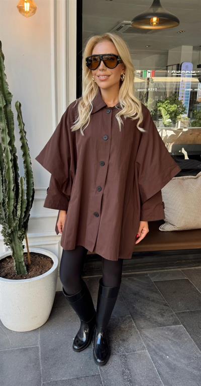 KAHVE DÜĞME DETAYLI PANÇO