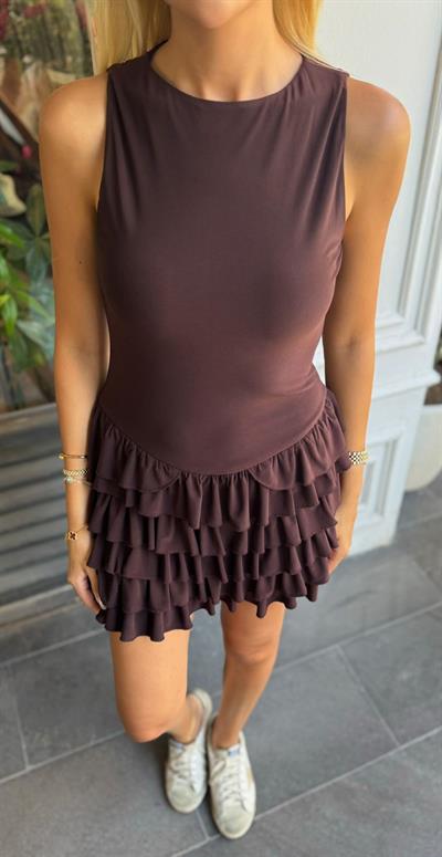 KAHVE FIRFIRLI ŞORTLU MİNİ ELBİSE