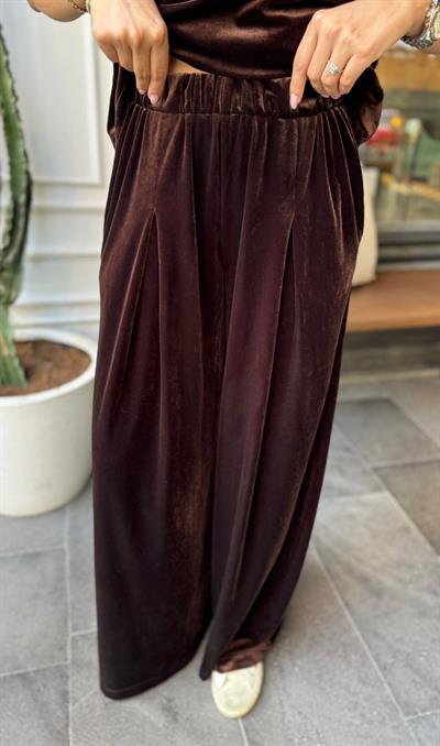 KAHVE KADİFE VATKALI BLUZ PANTOLON TAKIM