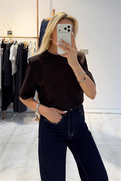 KAHVE VATKALI BASİC T-SHİRT