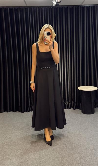 KARE YAKA KEMERLİ ELBİSE SİYAH