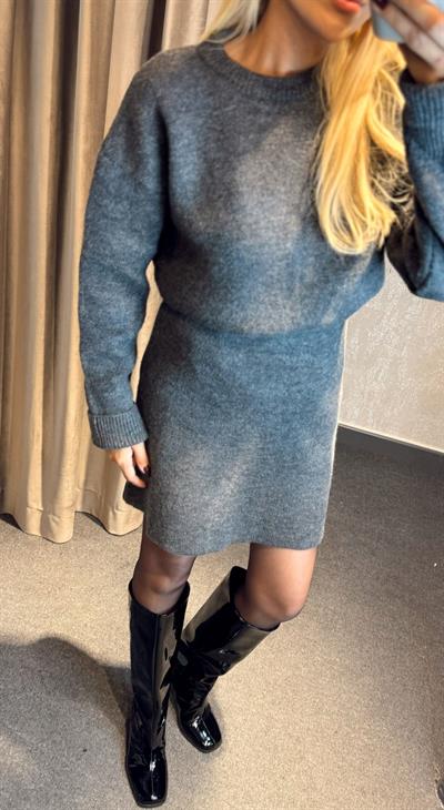 KAZAK ETEK TAKIM ANTRASİT