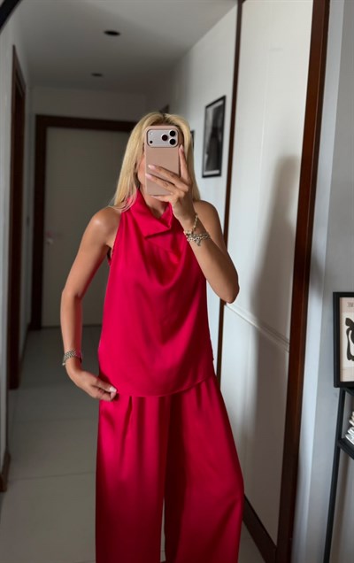 KIRMIZI İPEK SATEN DRAPELİ BLUZ PANTOLON TAKIM