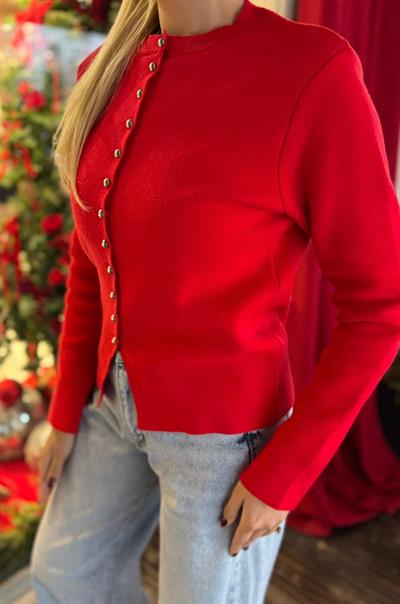 KIRMIZI ÖNDEN GOLD DÜĞMELİ TRİKO HIRKA
