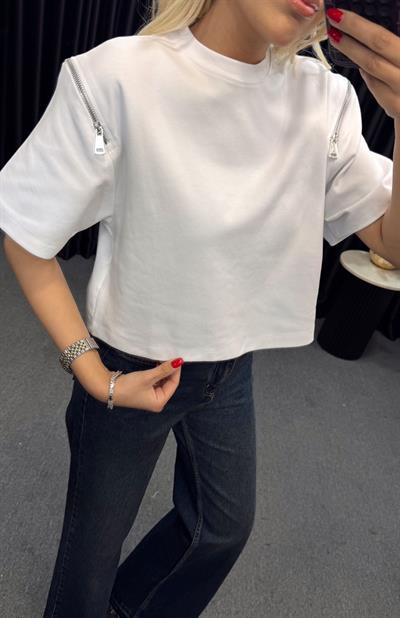 KOLLARI FERMUARLI BASİC TSHİRT BEYAZ