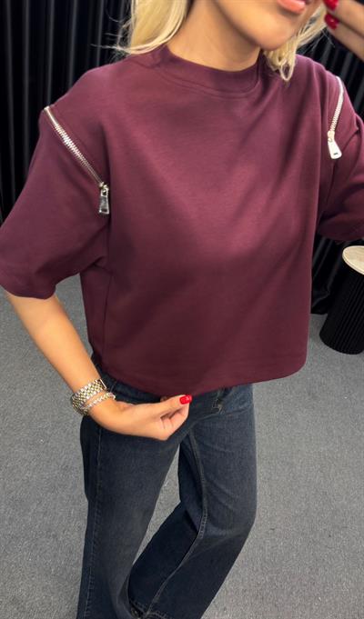 KOLLARI FERMUARLI BASİC TSHİRT BORDO