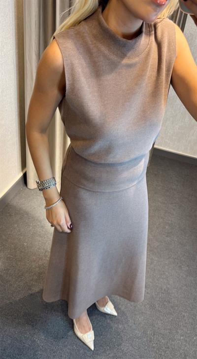 KOLSUZ ETEK BLUZ ÖRME TRİKO TAKIM VİZON