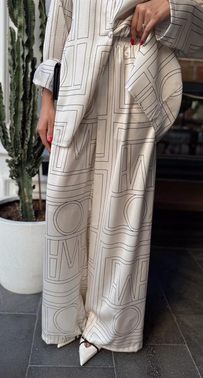 KREM GEOMETRİK DESEN GÖMLEK PANTOLON TAKIM