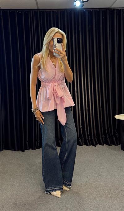 KUŞAKLI ANVELOP YAKA BLUZ PEMBE