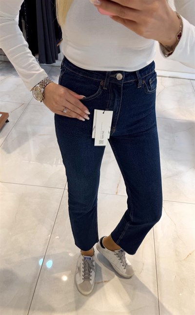 LACİVERT BOYFİT KESİK PAÇA JEAN