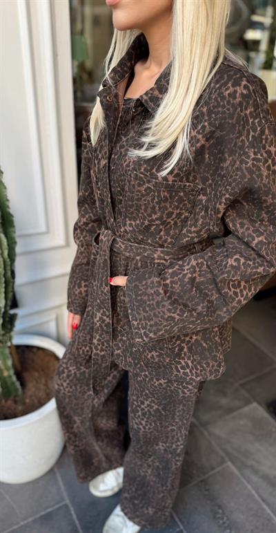 LEOPAR DESENLİ KUŞAKLI GABARDİN TAKIM
