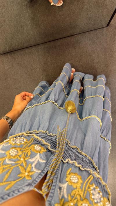 LİMİTED TASARIM NAKIŞ İŞLEME DENİM MAXİ ELBİSE MAVİ