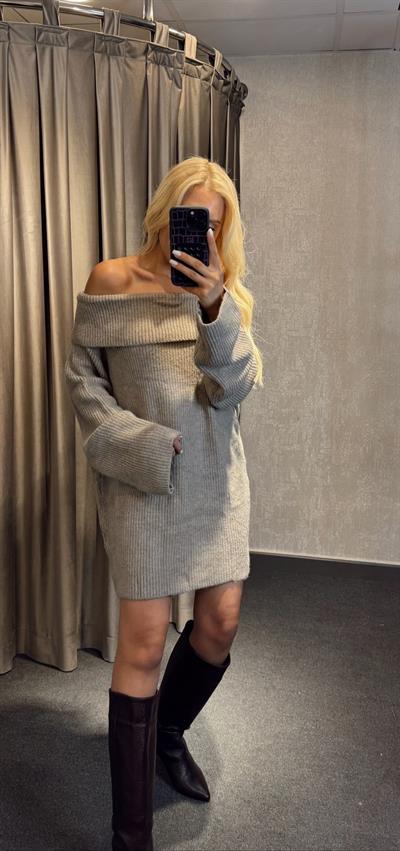 MADONNA YAKA FİTİLLİ KAZAK VİZON