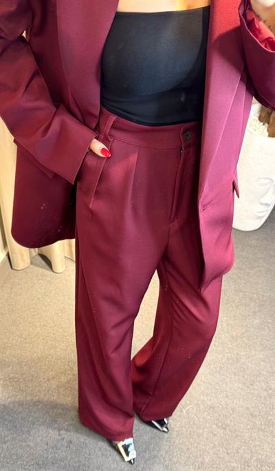 MARKA MODEL AUDREY TAKIM BORDO