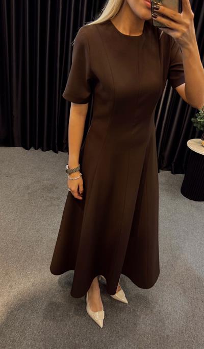 MARKA MODEL BELDEN OTURMALI ÇAN ELBİSE KAHVE