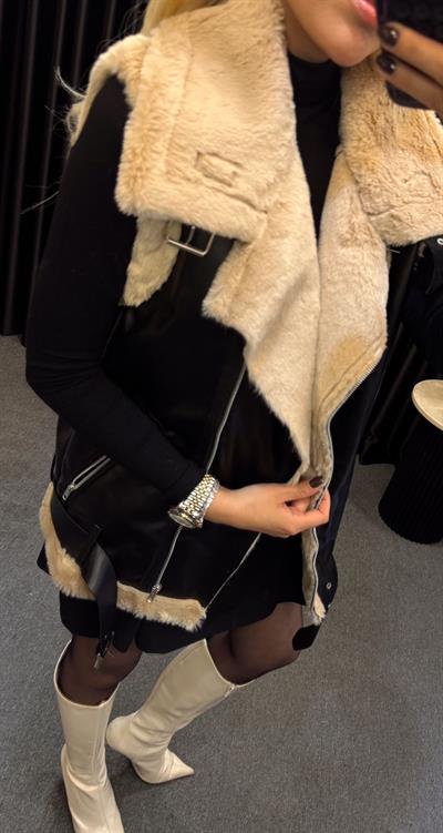 MARKA MODEL İÇİ KÜRKLÜ KEMERLİ YELEK SİYAH