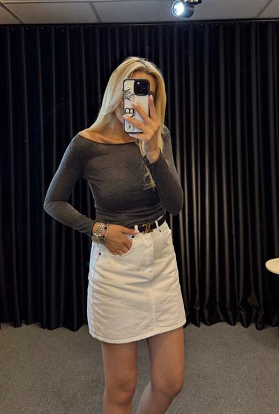 MARKA MODEL KAYIK YAKA TRANSPARAN BLUZ ANTRASİT