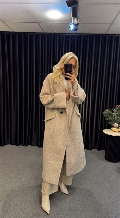 MARKA MODEL KIRÇILLI KABAN BEJ