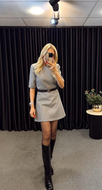 MARKA MODEL KISA KOL KAŞE MİNİ ELBİSE GRİ
