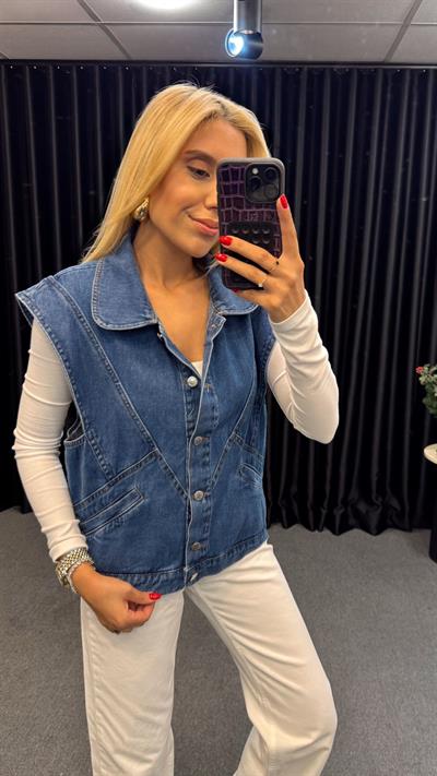 MARKA MODEL KOLSUZ DENİM YELEK MAVİ