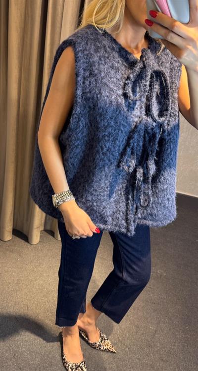 MARKA MODEL ÖN BAĞLAMALI SAKALLI YELEK LACİVERT