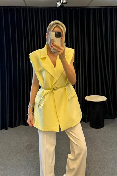 MARKA MODEL OVERSİZE KEMERLİ YELEK SARI