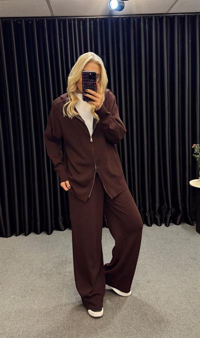 MARKA MODEL OYSH ÇİFT FERMUARLI CEKET PANTOLON TRİKO TAKIM MÜRDÜM