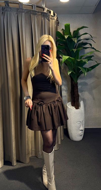 MARKA MODEL ZR FİYONK DETAY ELBİSE KAHVE