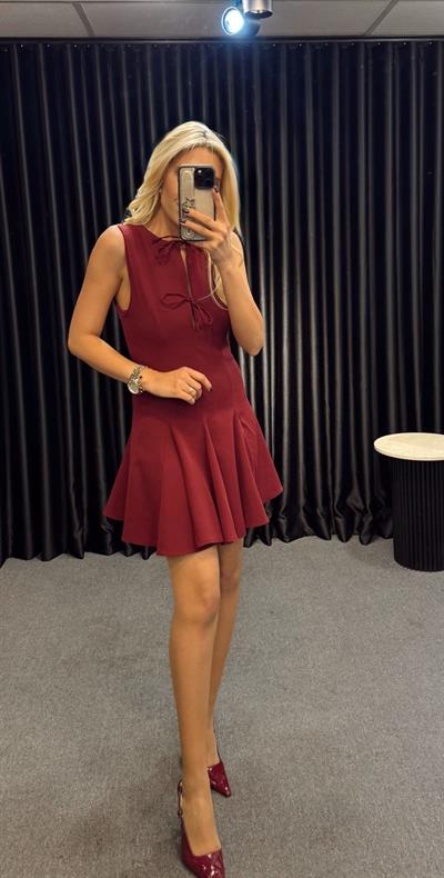 MARKA MODEL ZR FİYONK DETAYLI KLOŞ ELBİSE BORDO