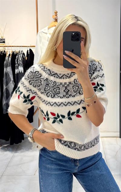 MARKA MODELZR JAKARLI İŞLEMELİ KISA KOLLU KAZAK