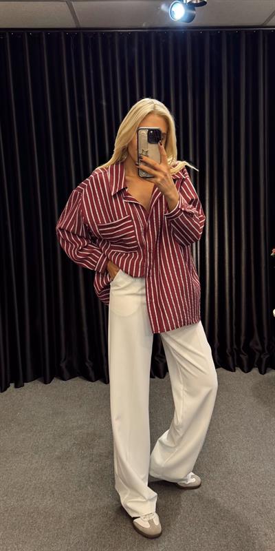 MARKA MORDEL ÇİZGİLİ OVERSİZE GÖMLEK BORDO