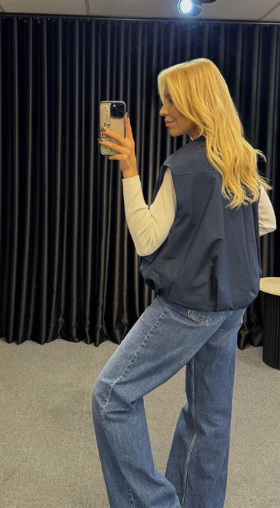 MUADİL CEPLİ FERMUARLI BOMBER YELEK LACİVERT