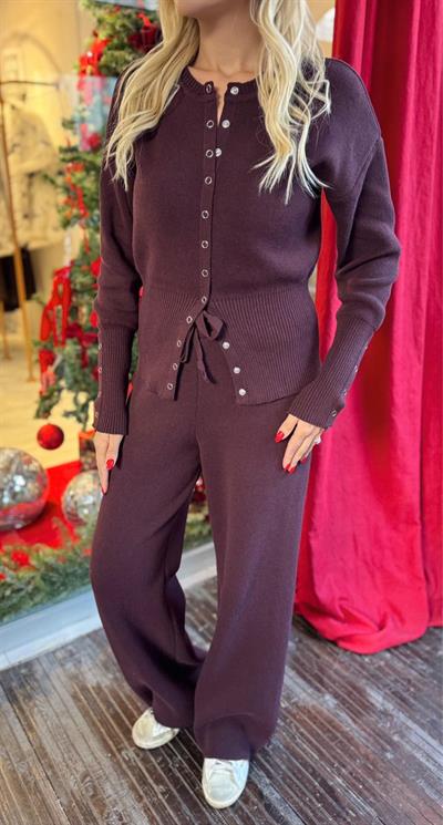 MÜRDÜM ÇITÇIT DETAYLI ÇELİK TRİKO TAKIM