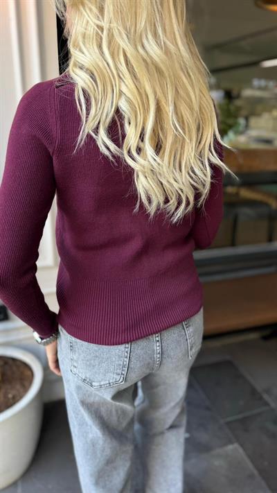 MÜRDÜM POLO YAKA DÜĞMELİ KAZAK