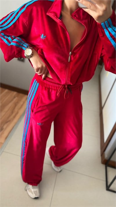 ORJ MARKA ADS KIRMIZI KADİFE ESOFMAN  TAKIM