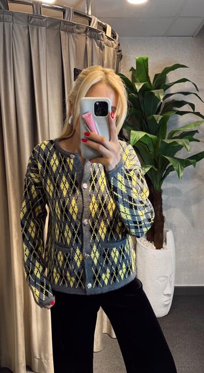 ORJ MARKA ETİKETLİ BAKLAVA DESENLİ HIRKA GRİ-SARI