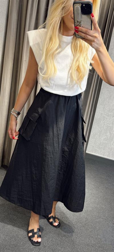ORJ MARKA ETİKETLİ İPKYL MODEL ELBİSE SİYAH