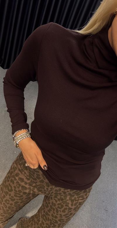 ORJ MARKA MASSİ BALIKÇI YAKA MODAL BLUZ ACI KAHVE