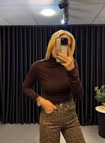 ORJ MARKA MASSİ BALIKÇI YAKA MODAL BLUZ ACI KAHVE