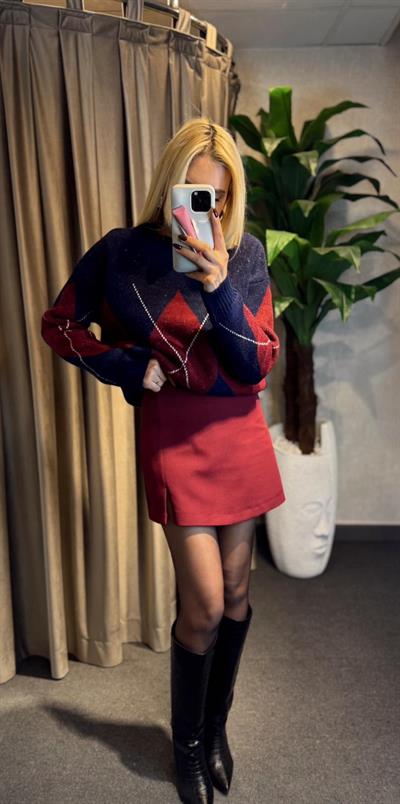 ORJ MARKA YIRTMAÇ DETAYLI ŞORT ETEK BORDO