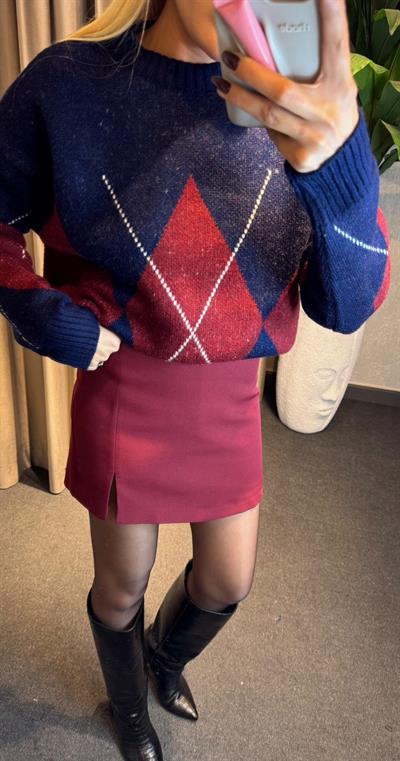 ORJ MARKA YIRTMAÇ DETAYLI ŞORT ETEK BORDO