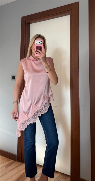 PEMBE KOLSUZ DANTEL BLUZ